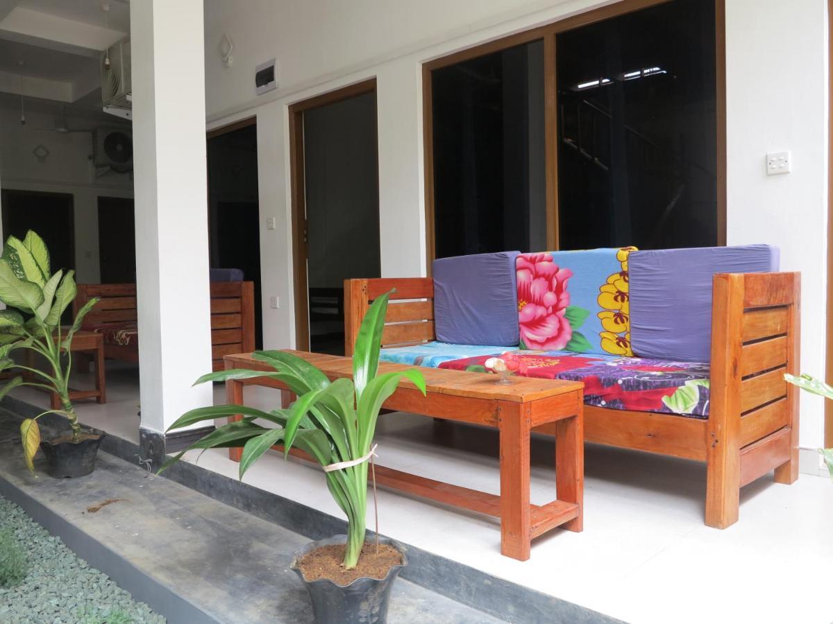 Resort Hankaanaa- Stay No Work Pottuvil Buitenkant foto
